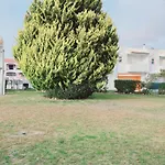 3 Bedroom Apartment In Oura Albufeira With Amazing Pool At Walking Distance To Beach, Strip And Old Town, Wifi And Ac, Private Condo
