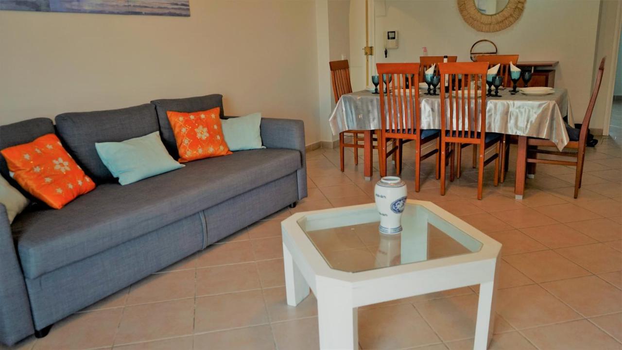 Apartment 3 Bedroom In Oura With Amazing Pool At Walking Distance To Beach, Strip And Old Town, Wifi And Ac, Private Albufeira