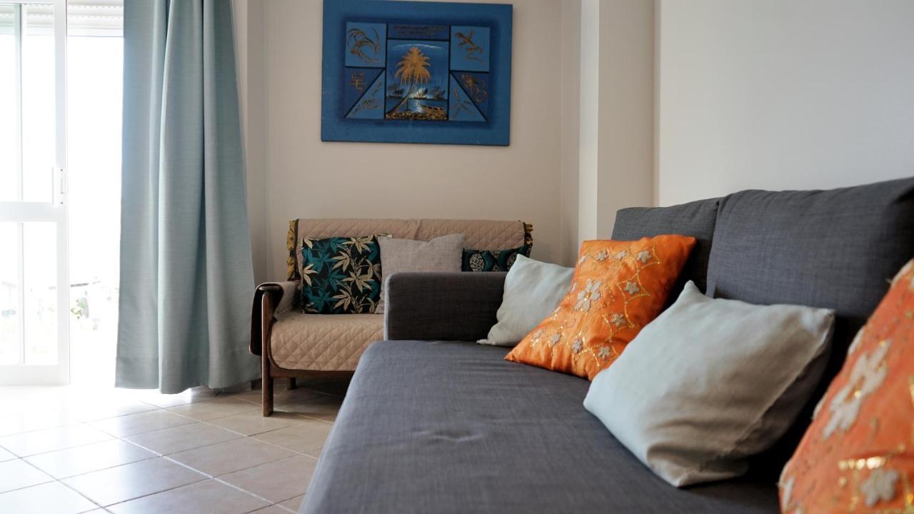 Apartment 3 Bedroom In Oura With Amazing Pool At Walking Distance To Beach, Strip And Old Town, Wifi And Ac, Private Albufeira