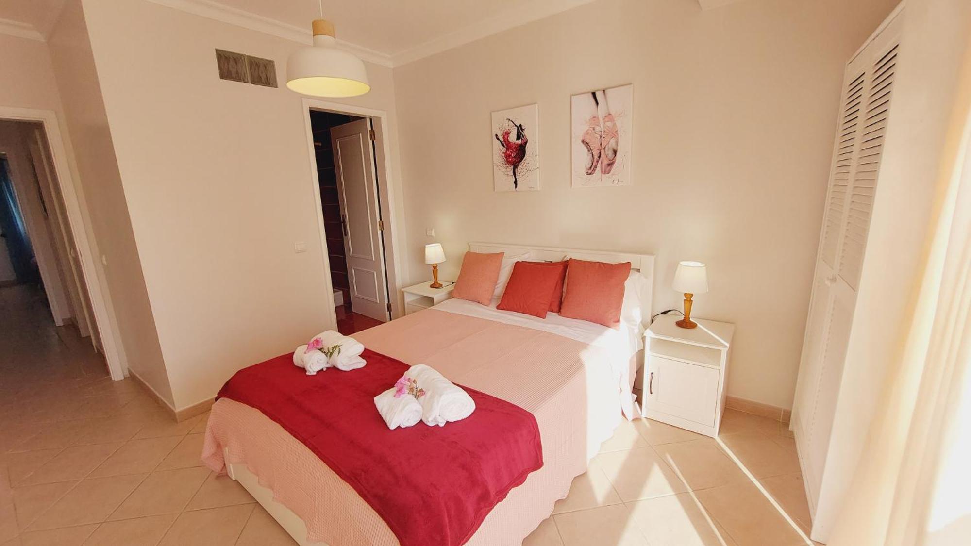 3 Bedroom In Oura With Amazing Pool At Walking Distance To Beach, Strip And Old Town, Wifi And Ac, Private Apartment *